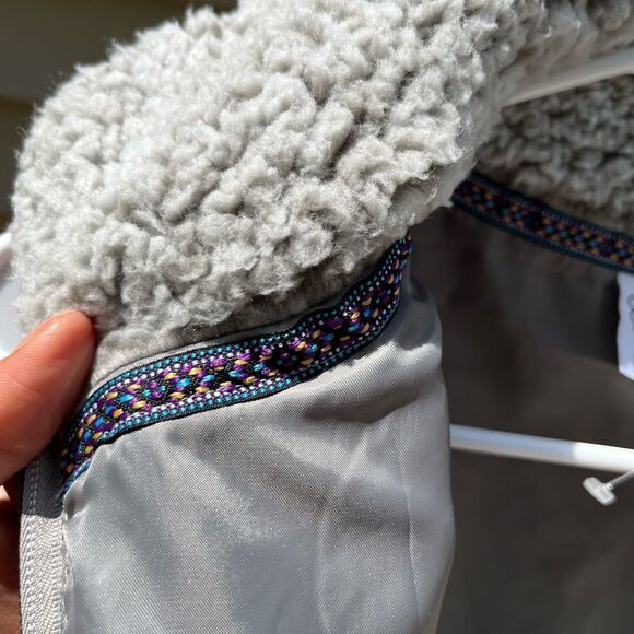 KATYDID || Woman’s Small boho bohemian warm grey vest - Picture 4 of 6